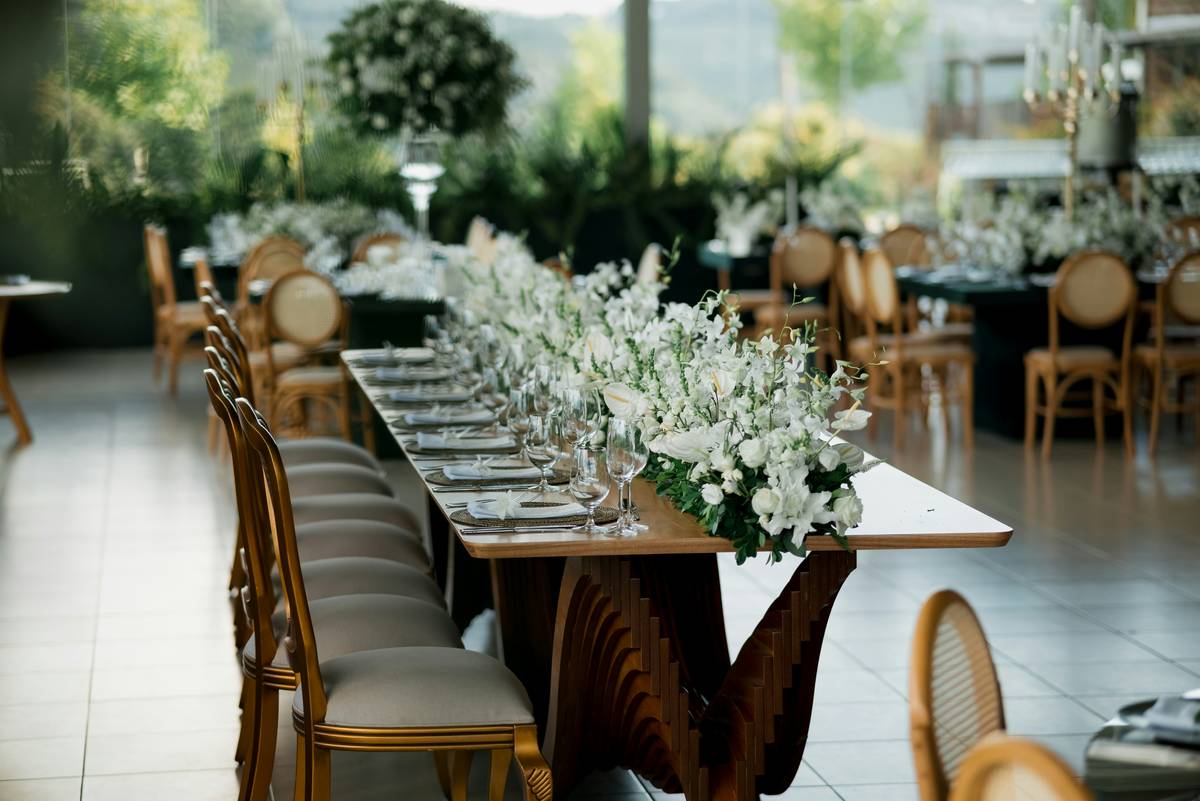 Table Centerpieces for Home: 7 Proven Ideas to Create Effortless Elegance